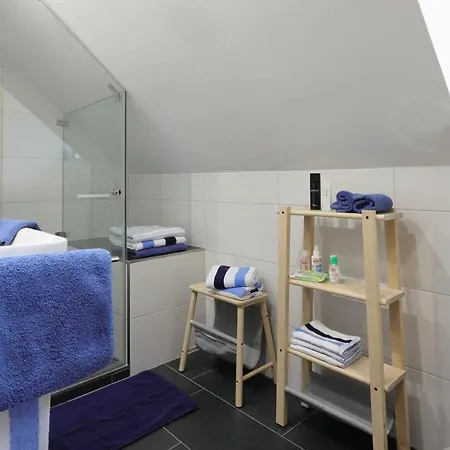 Goldener Mond * Mastershausen