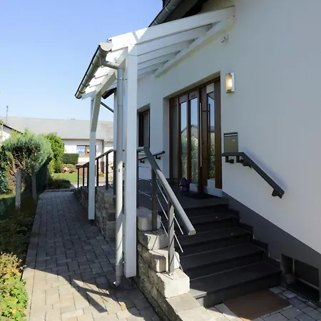 Daeschinger Der Goldene Mond Appartement
